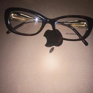 Burberry glasses 👓